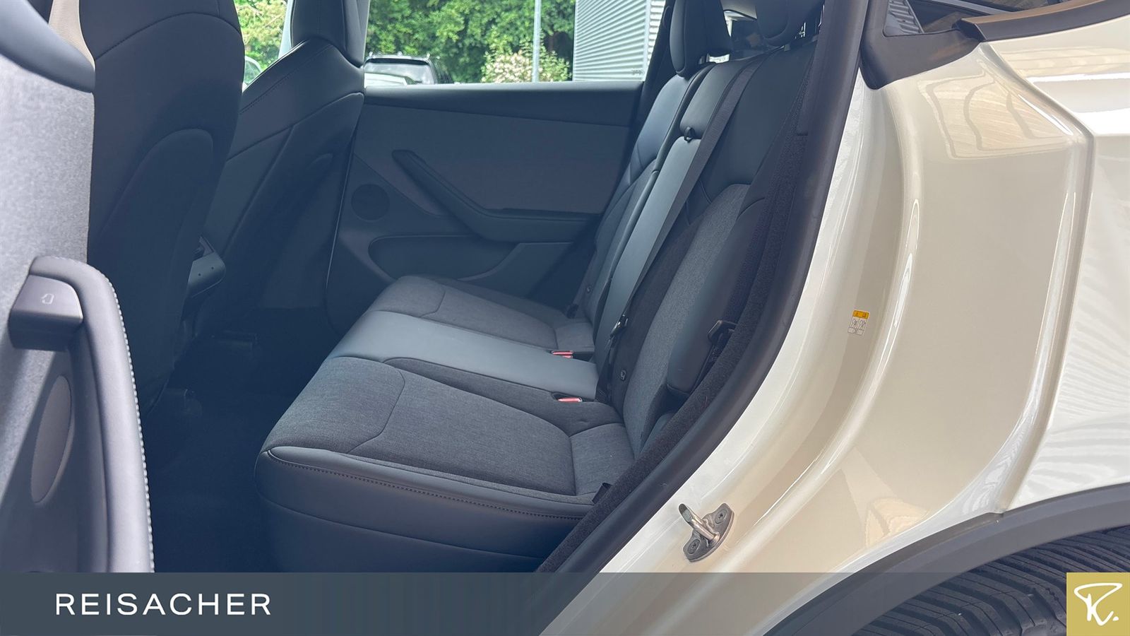 Tesla Model Y RWD