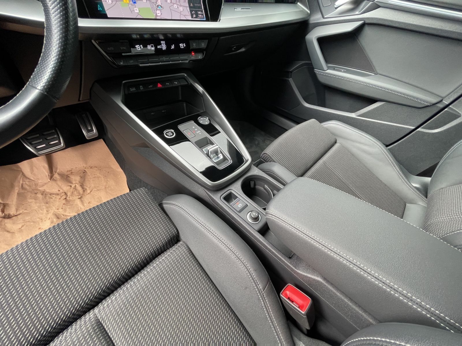 Audi A3 SB 45 TFSI e S line LED Navi Kamera Leder