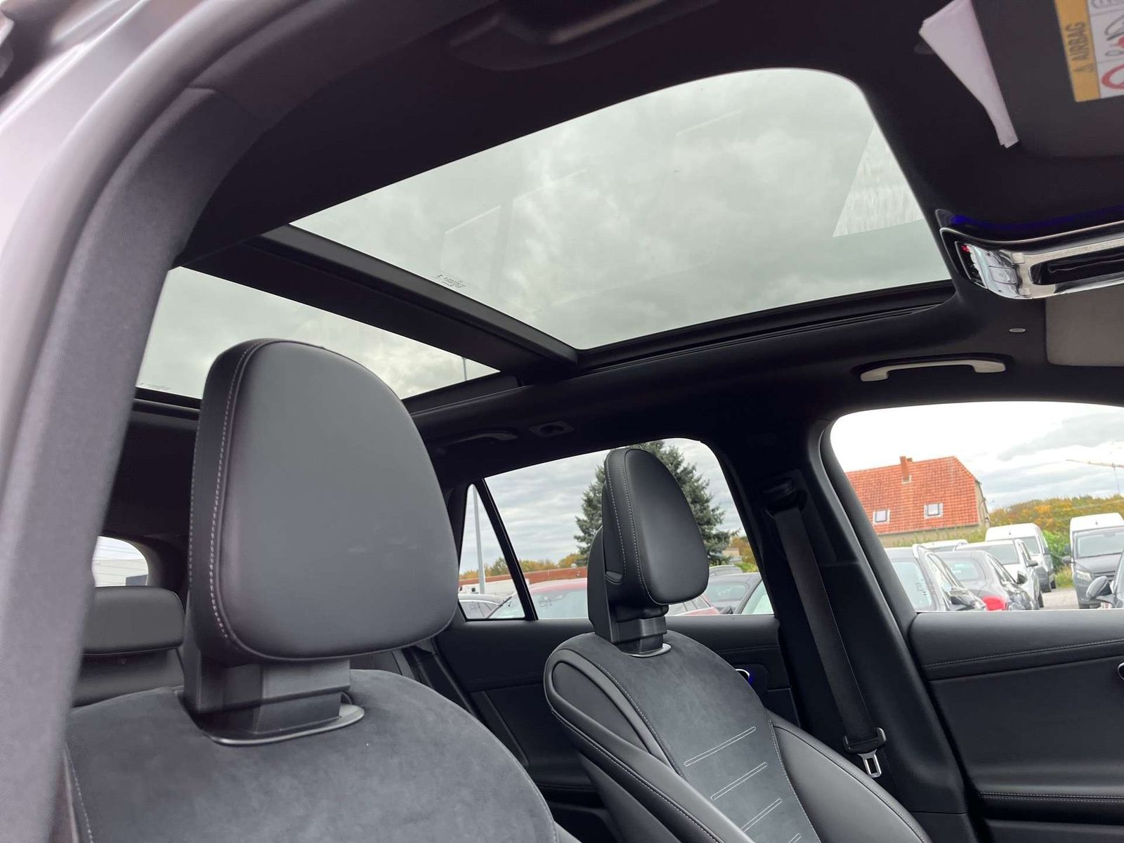 Mercedes-Benz GLC 300 d 4M AMG+Pano+Burm+HUD+AHK+H-LENK+AIR+36