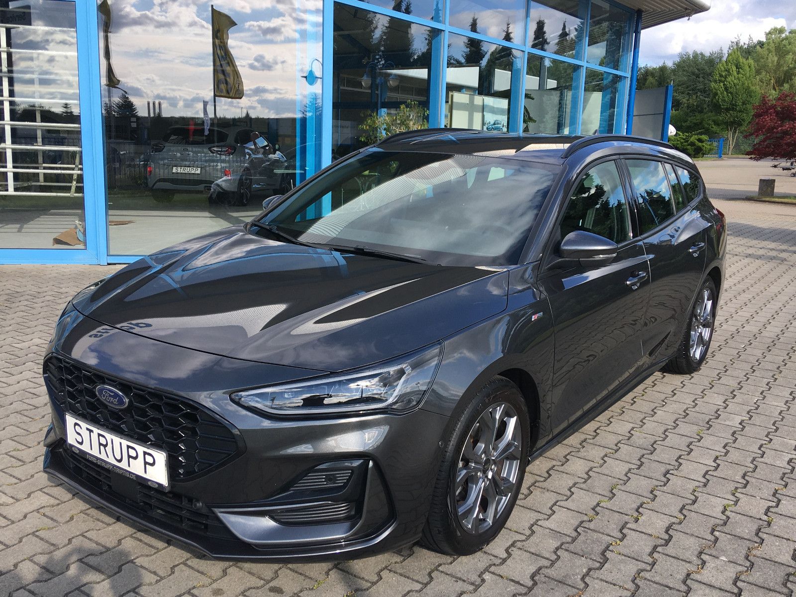 Ford Focus ST-Line Aut MatrixLED/ACC/KeyFree/AHK/Wint