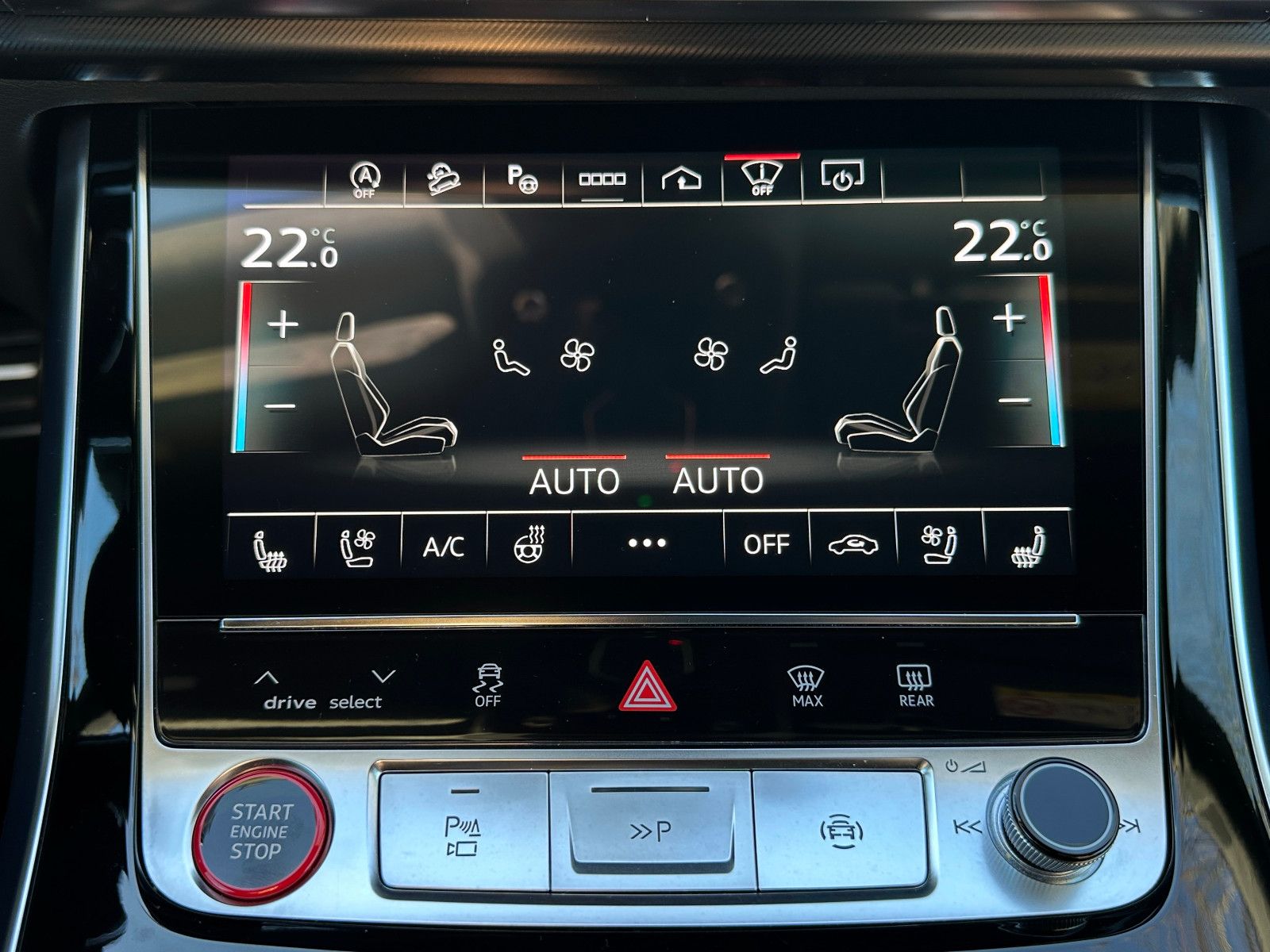 Audi RSQ8 performance 2xCARBON KERAMIK HUD NIGHT OLED