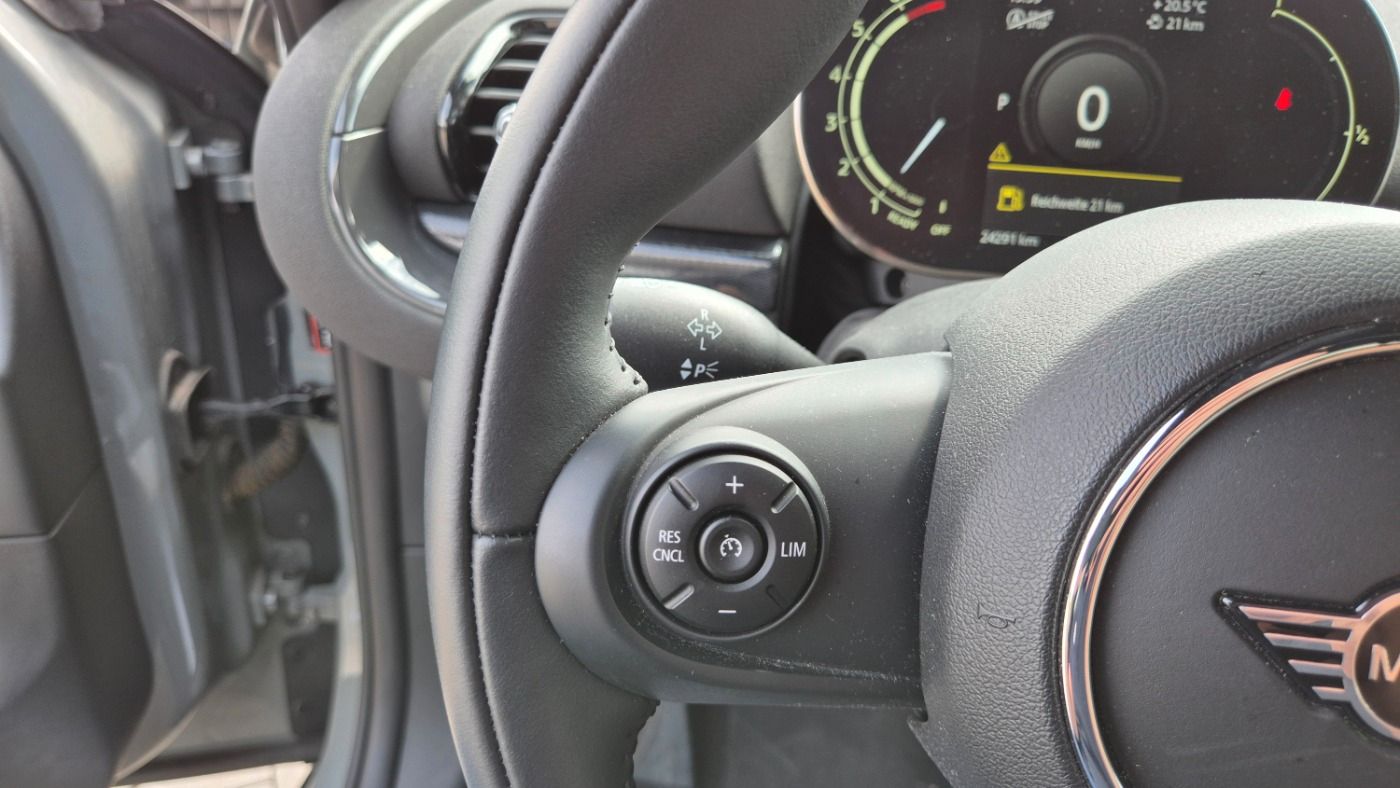 MINI COOPER - Samsaru's Car Outlet