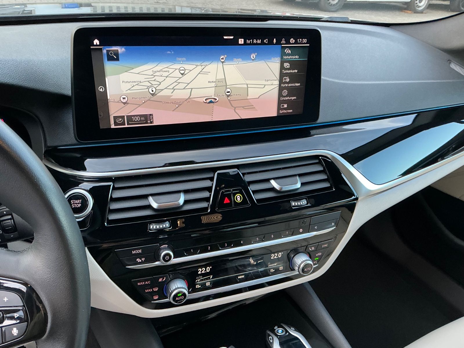 BMW 530 e xDrive M Sport S Dach, Display Key LDG