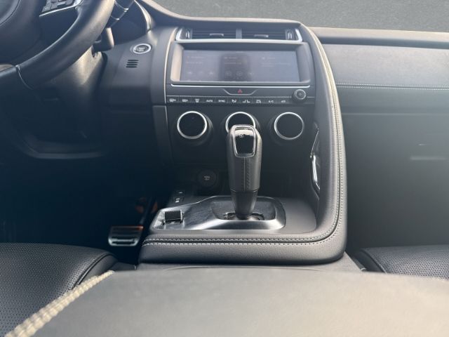 Jaguar E-Pace D180 R-Dynamic S 20''LM BlackPack ACC Tot