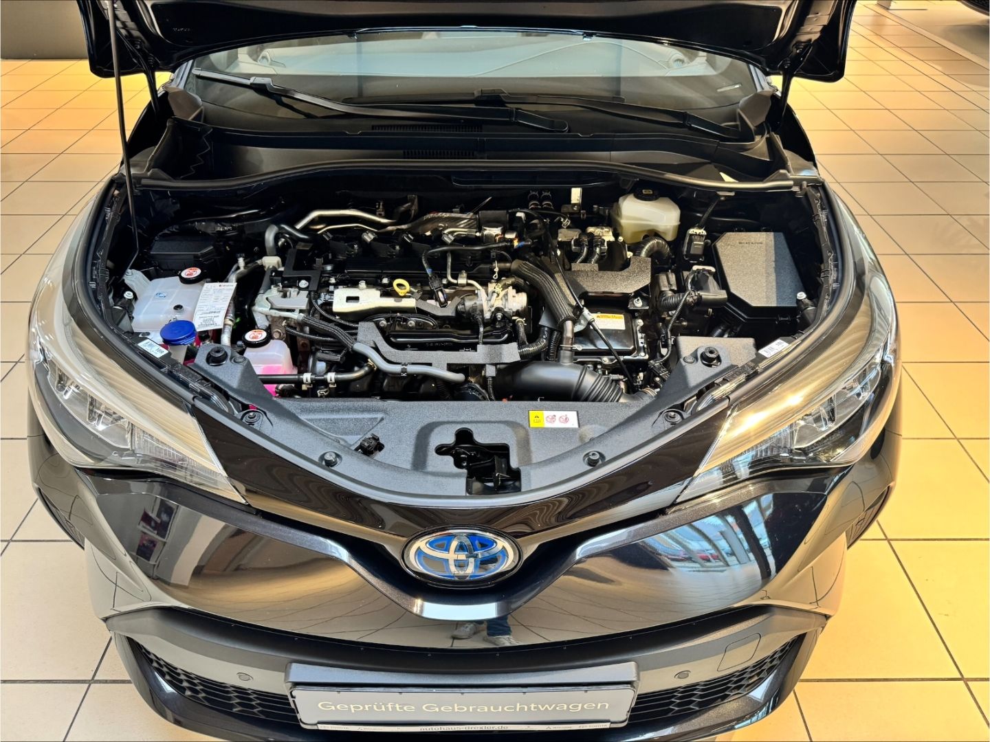 Toyota C-HR Hybrid Team D  Navigation 2.0l