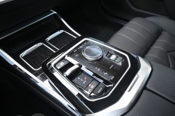 BMW 740d xDrive *B&W*MASS*LUFT*360°*M-PKT PRO*21"*