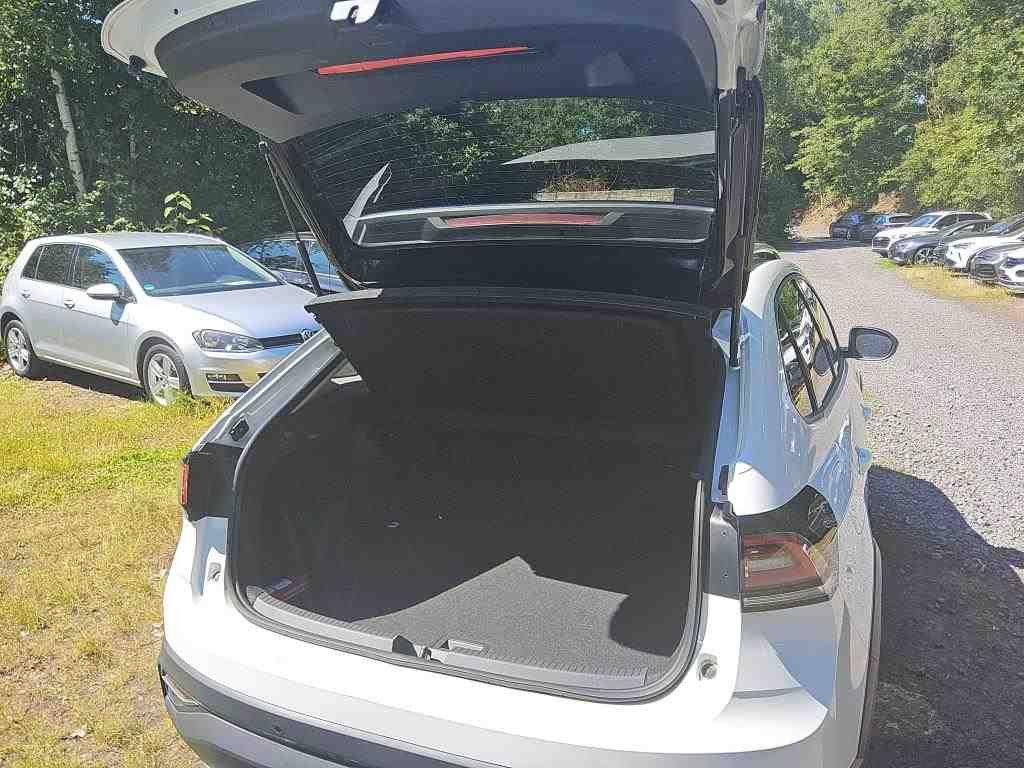 Volkswagen Taigo 1.0 TSI Style - Samsaru's Car Outlet