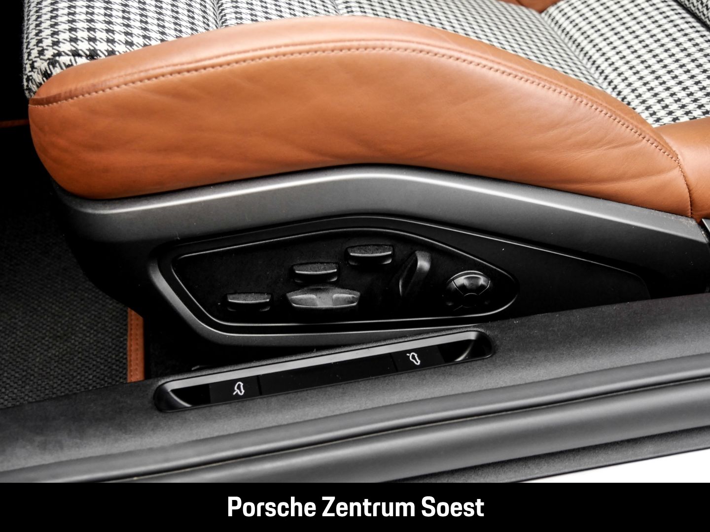 Porsche 911 Turbo/PASM/Heritage-Design-Paket/Burmester