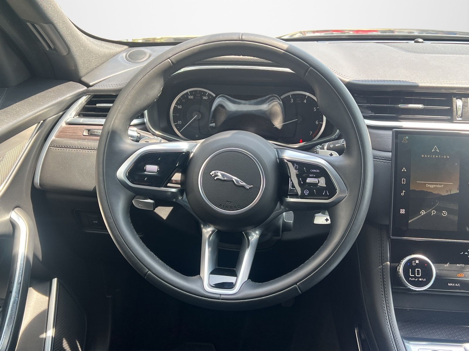 Jaguar F-PACE P400 360°*AWD*SHZ*WiPa*ACC*LED*DAB+