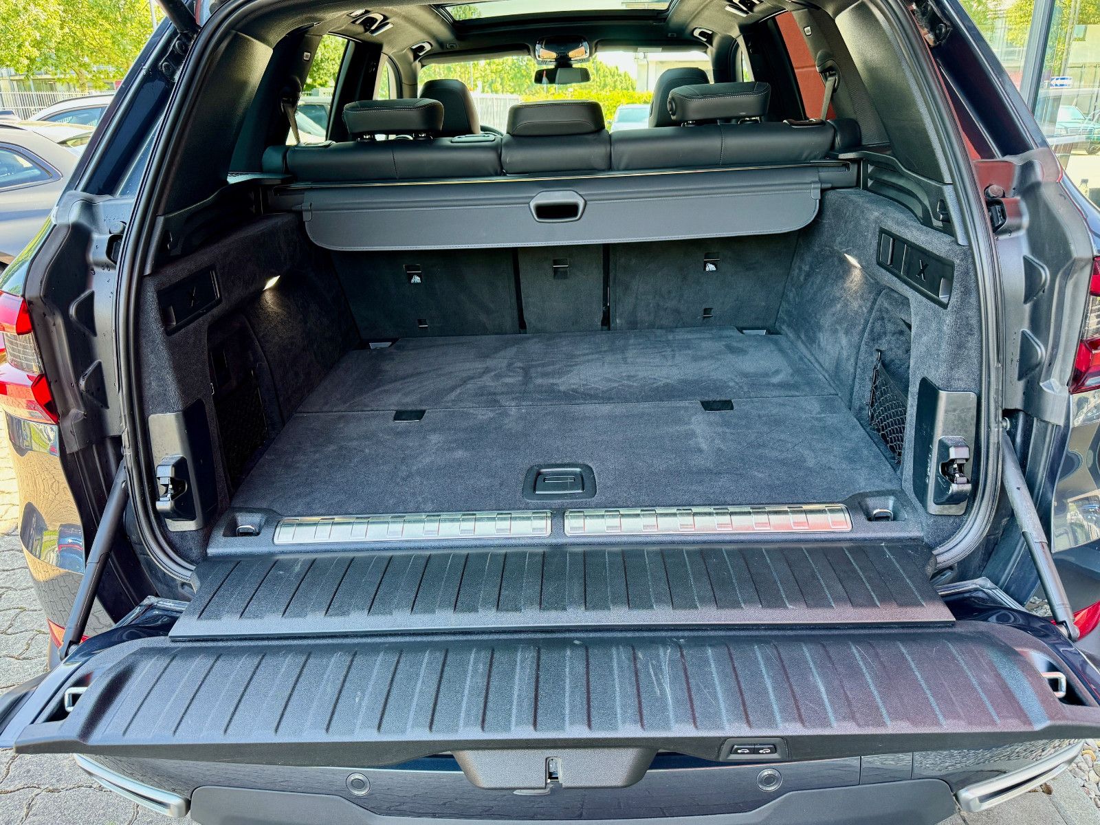 BMW X5 45 e*PanoSD*HiFi*Memory*DrivAProf*Laser*HiFi*