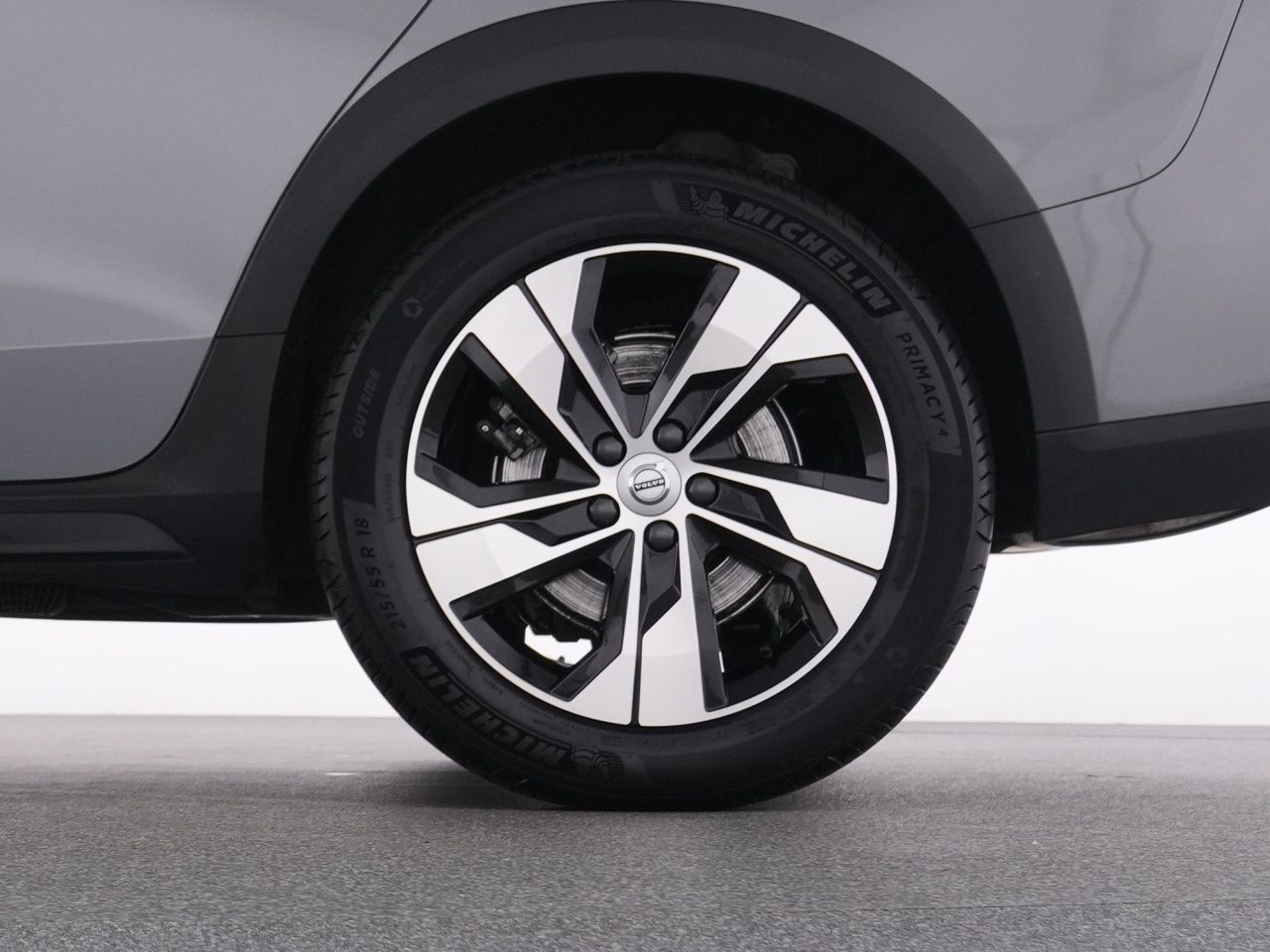 Volvo V60 Cross Country B4 AWD Plus+WINTERPAK+RFK+