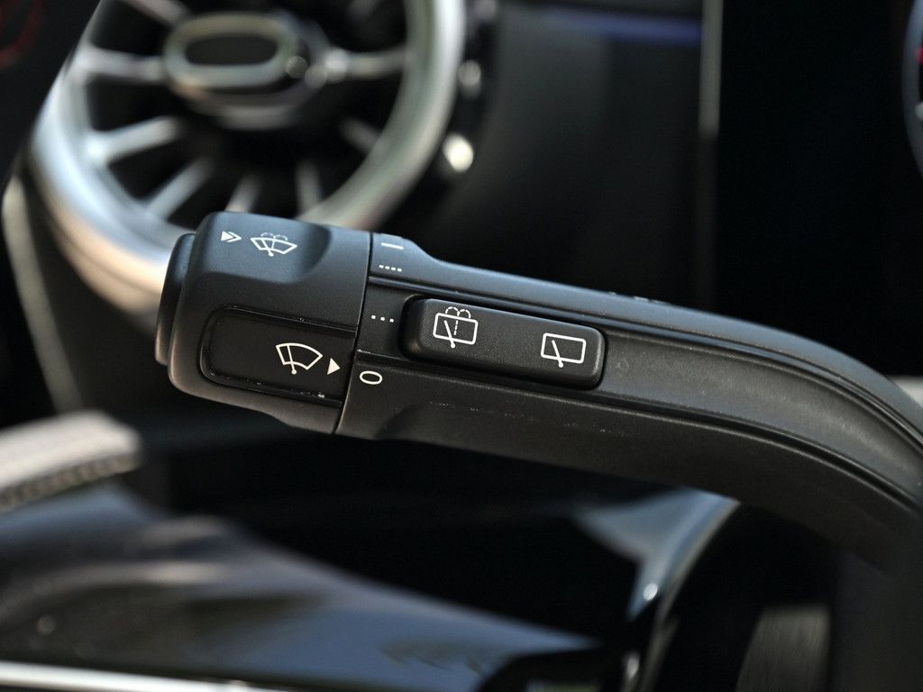 Mercedes-Benz CLA 250 SB 4M AMG Sport Premium - Samsaru's Car Outlet