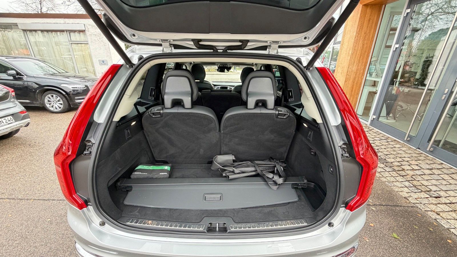 Volvo XC90 B5 Diesel Inscription AWD 7-S./4 Pakete/AHK