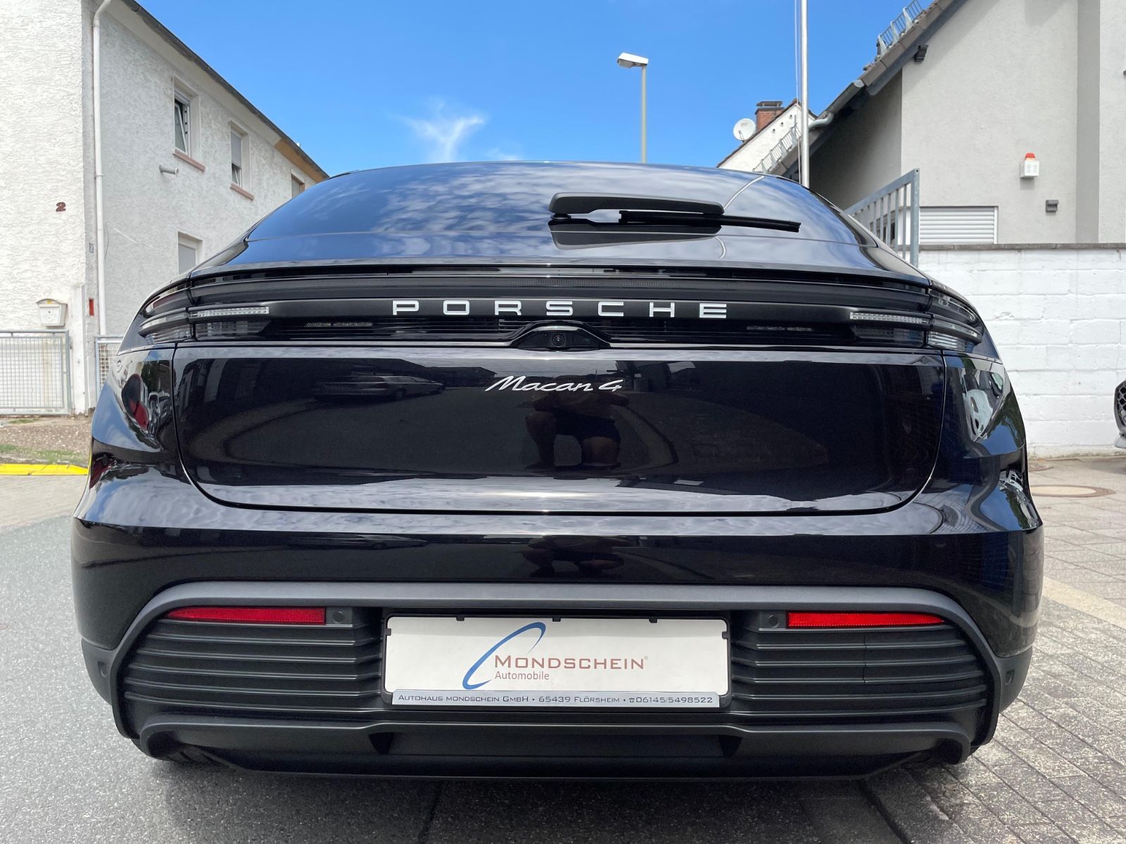 Porsche Macan 4 - Samsaru's Car Outlet