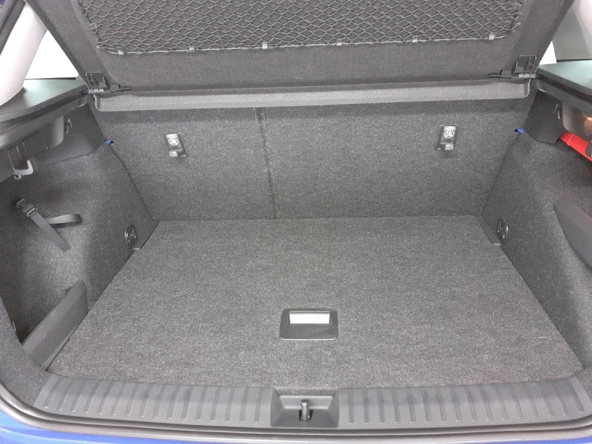 Skoda Kamiq 1.0 TSI Clever - Samsaru's Car Outlet