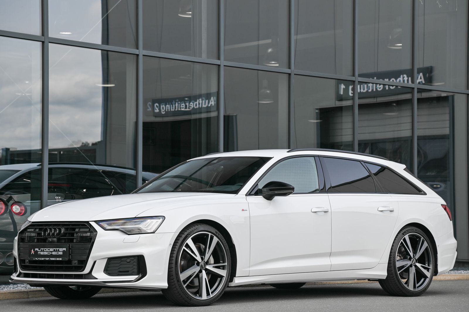 Audi A6 Avant 50 TDI quattro S line - Samsaru's Car Outlet