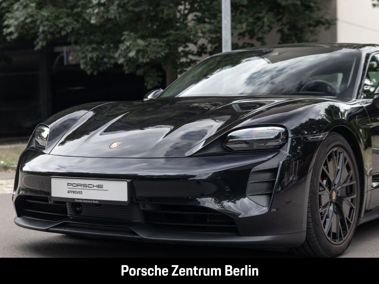 Porsche Taycan GTS BOSE Rückfahrkamera Panoramadach LED