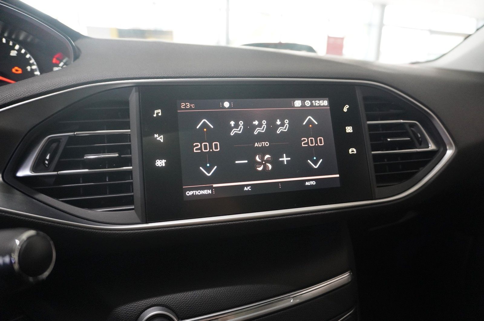 Peugeot 308 SW 1.5D ALLURE - Samsaru's Car Outlet