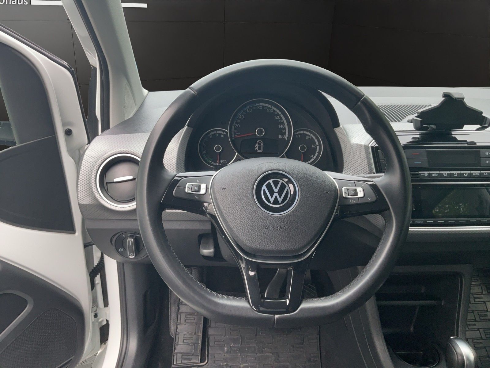 Volkswagen up! e-up! Active - Samsaru's Car Outlet