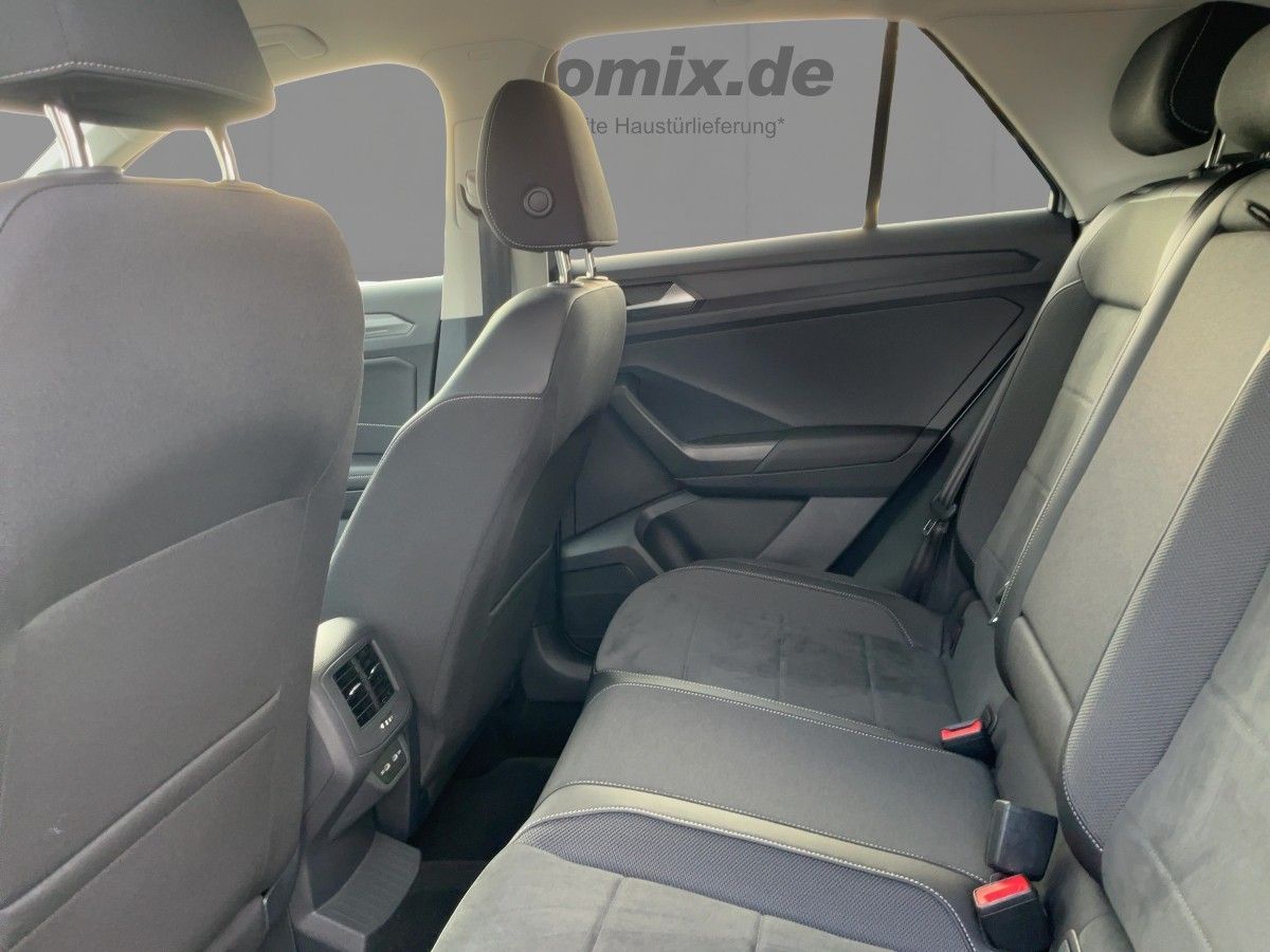 Volkswagen T-Roc - Samsaru's Car Outlet