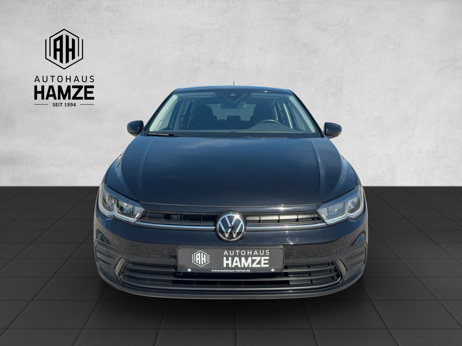Volkswagen Polo VI Life 70KW DSG - Samsaru's Car Outlet