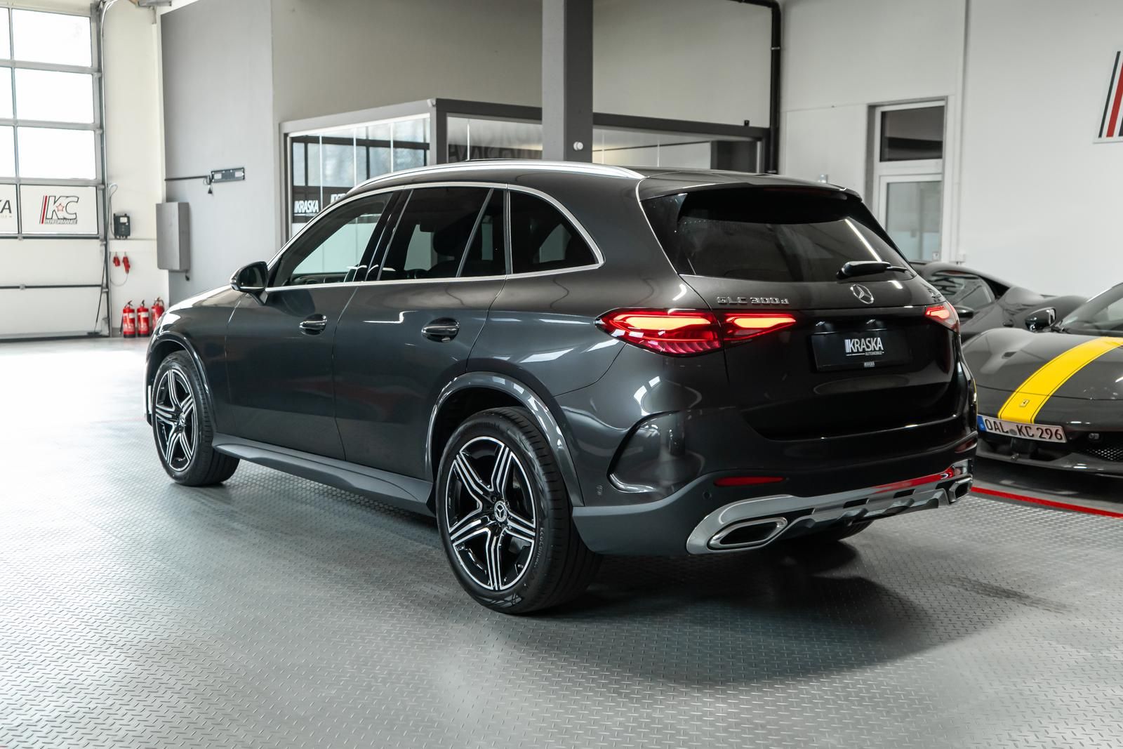 Mercedes-Benz GLC 300d 4M Edition AMG Line AHK SHZ PANO SOUND