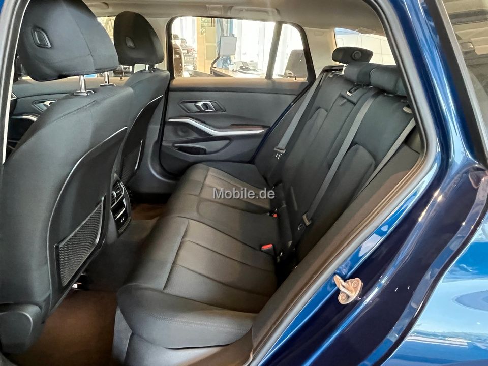 BMW 320d Touring Automatik Innovationsp. - Samsaru's Car Outlet