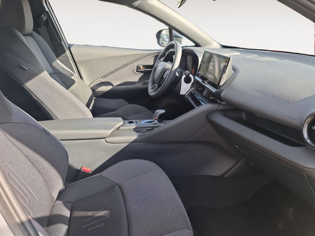 Toyota C-HR 2.0 Plug-in-Hybrid Team Deutschland (AX2)