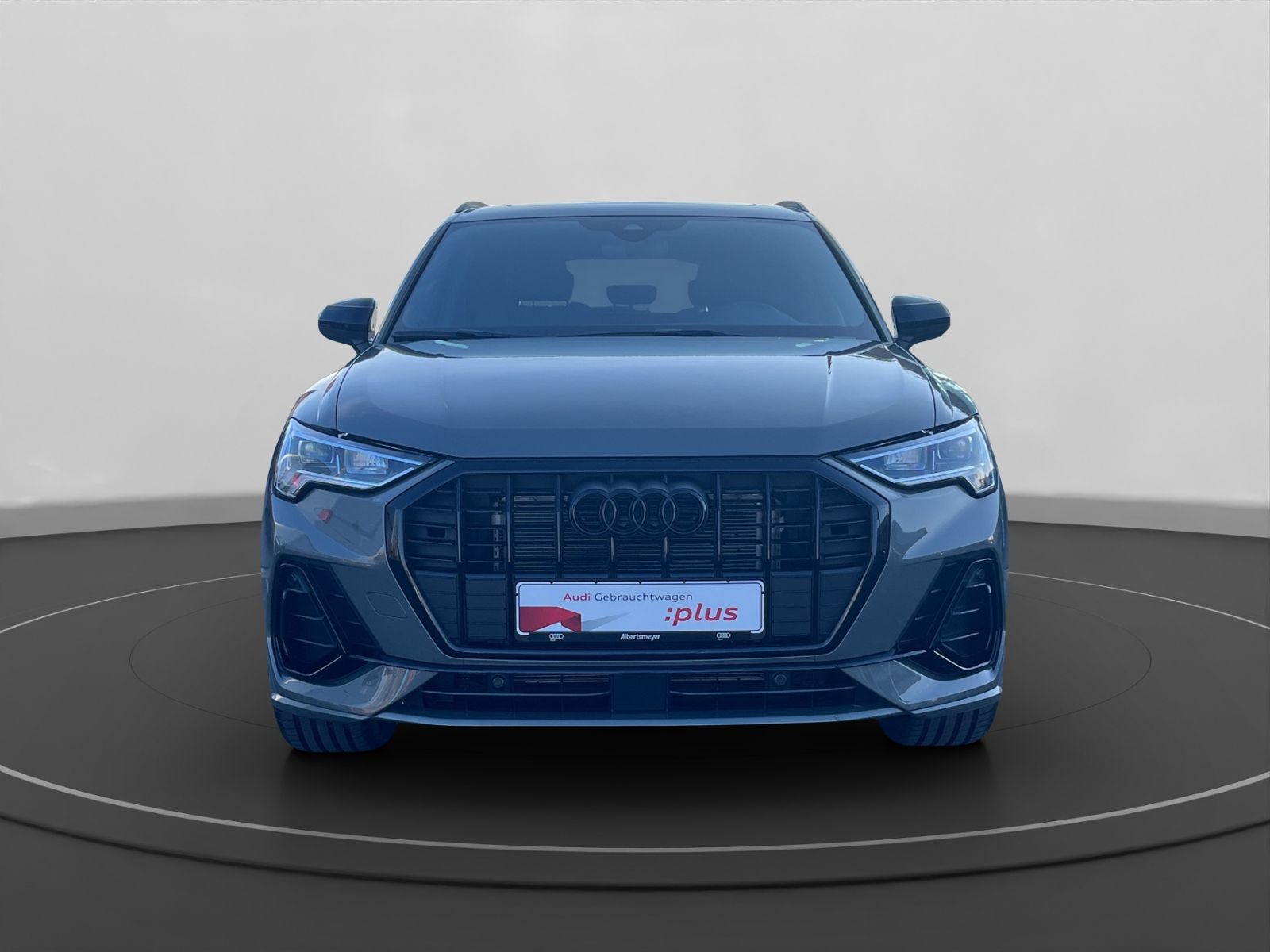 Audi Q3 35 TDI S-LINE+NAVI+LED+AHK+PANO