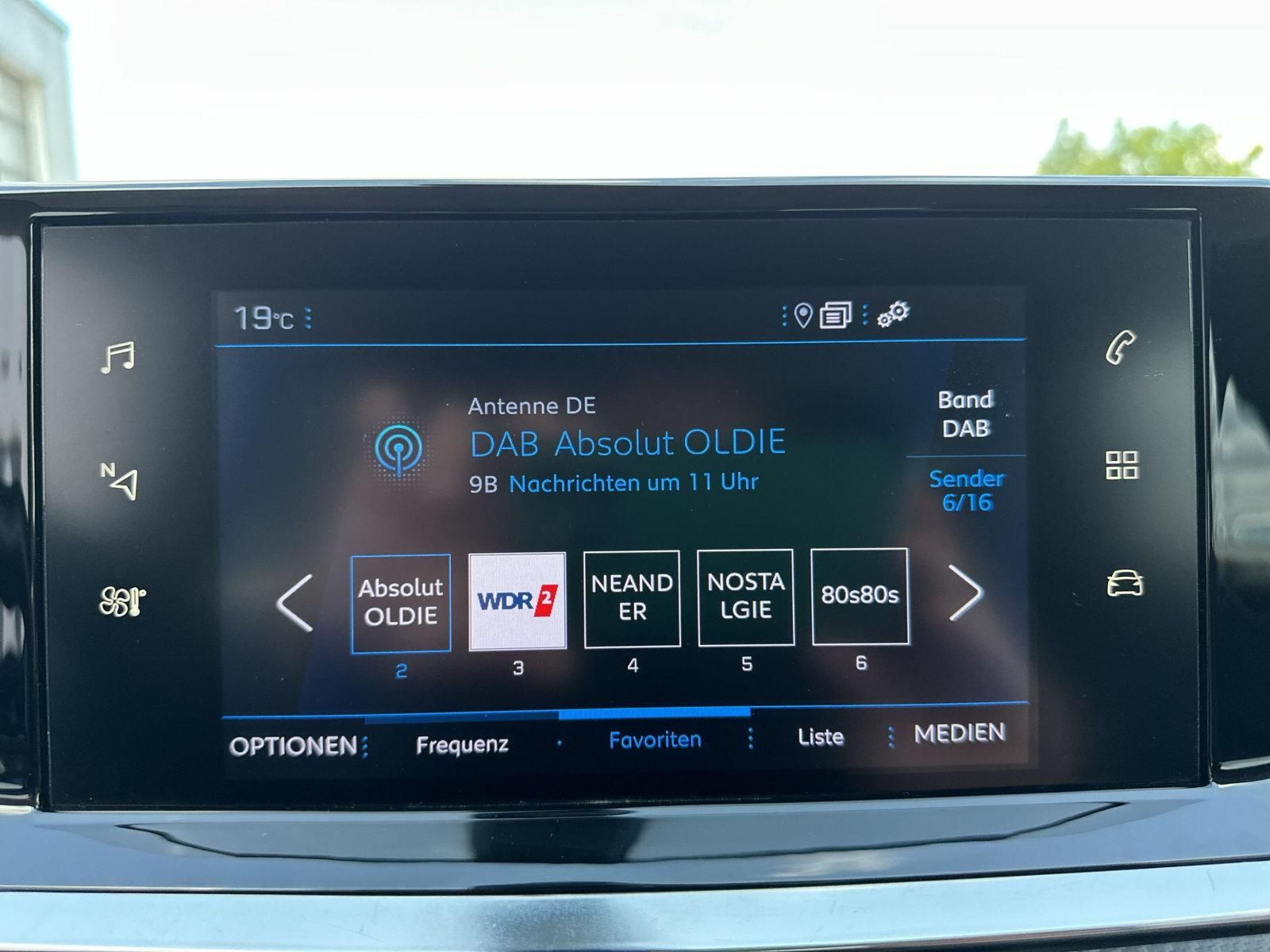 Peugeot 2008 - Samsaru's Car Outlet