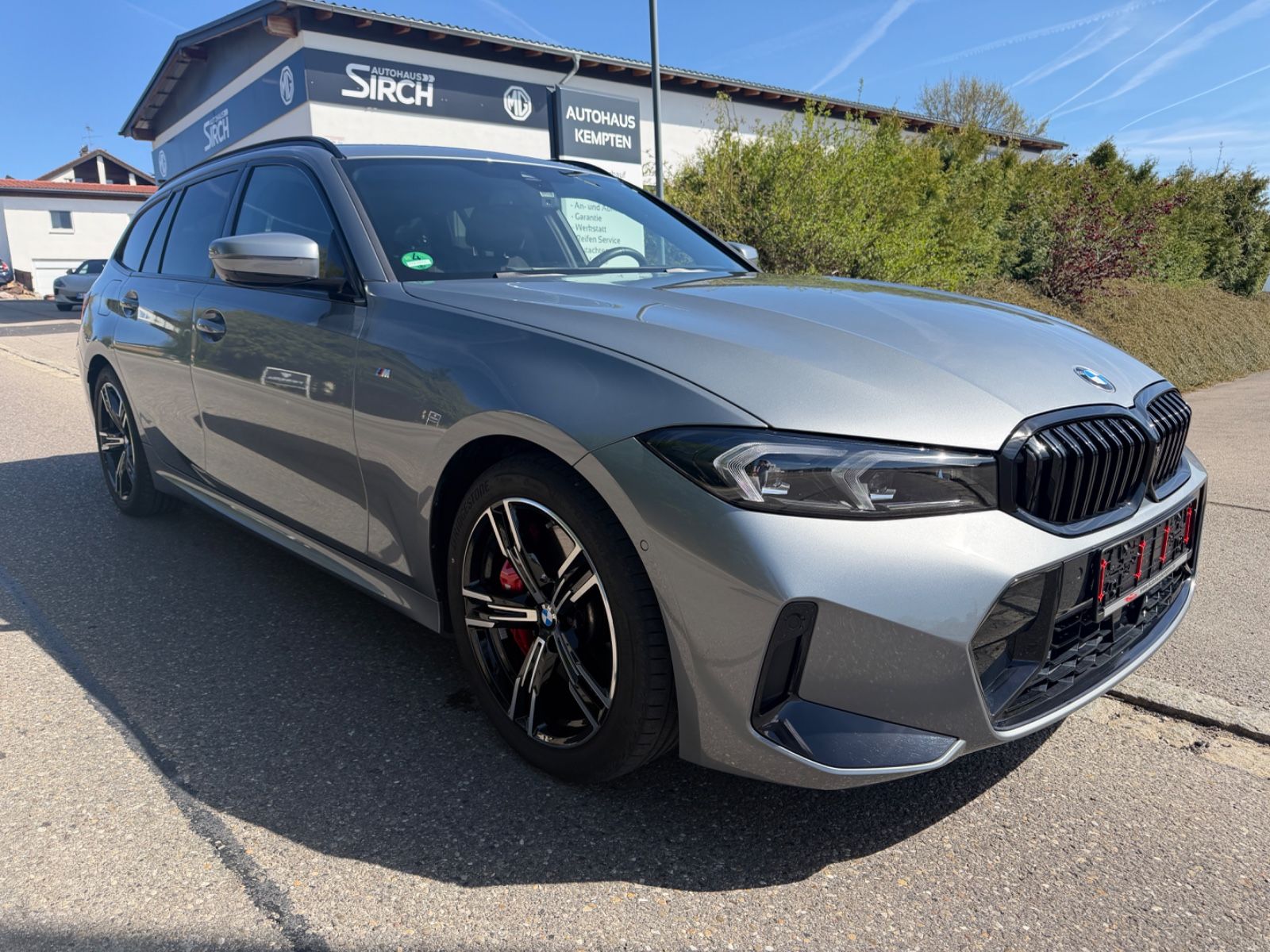 BMW 320i Touring M-Sport 360*/ACC/LED/1.Hd