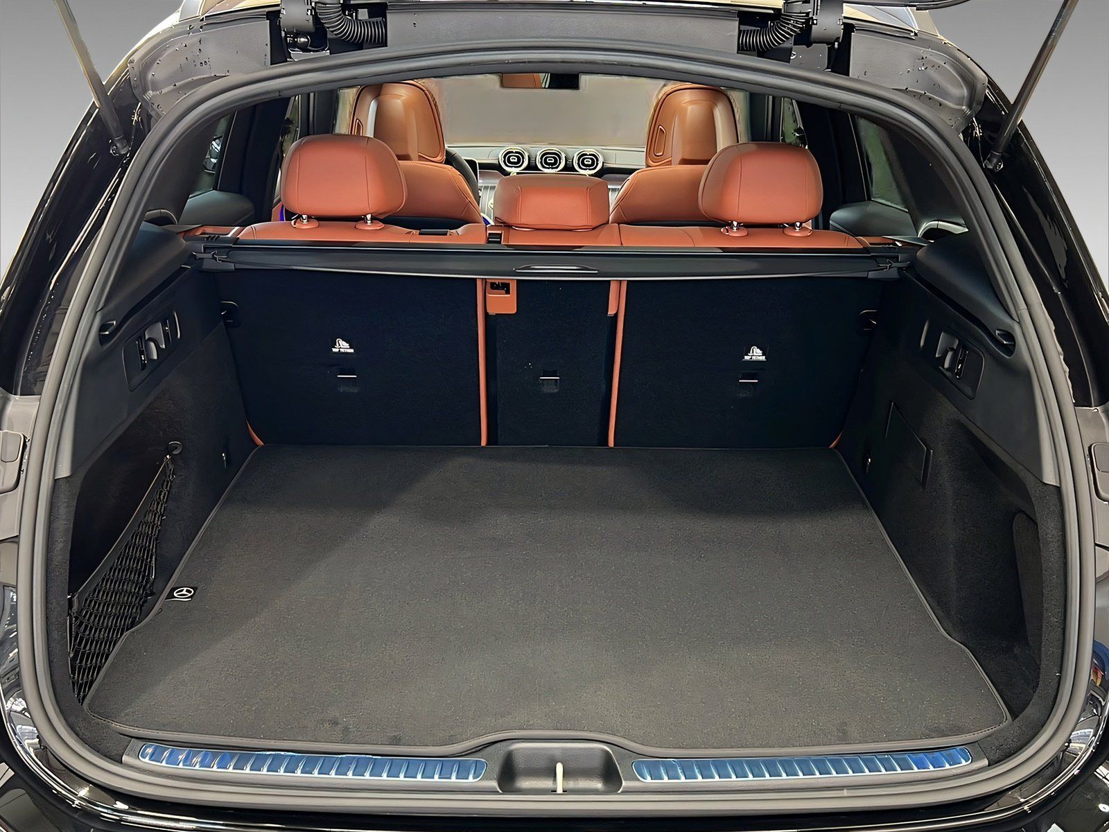 Mercedes-Benz GLC 450 d 4M AMG+DISTR+NIGHT+Burme+Memo+AHK+360°
