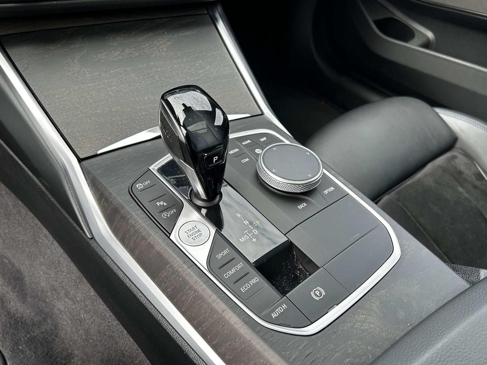 BMW 320 d Touring M Sport - Samsaru's Car Outlet