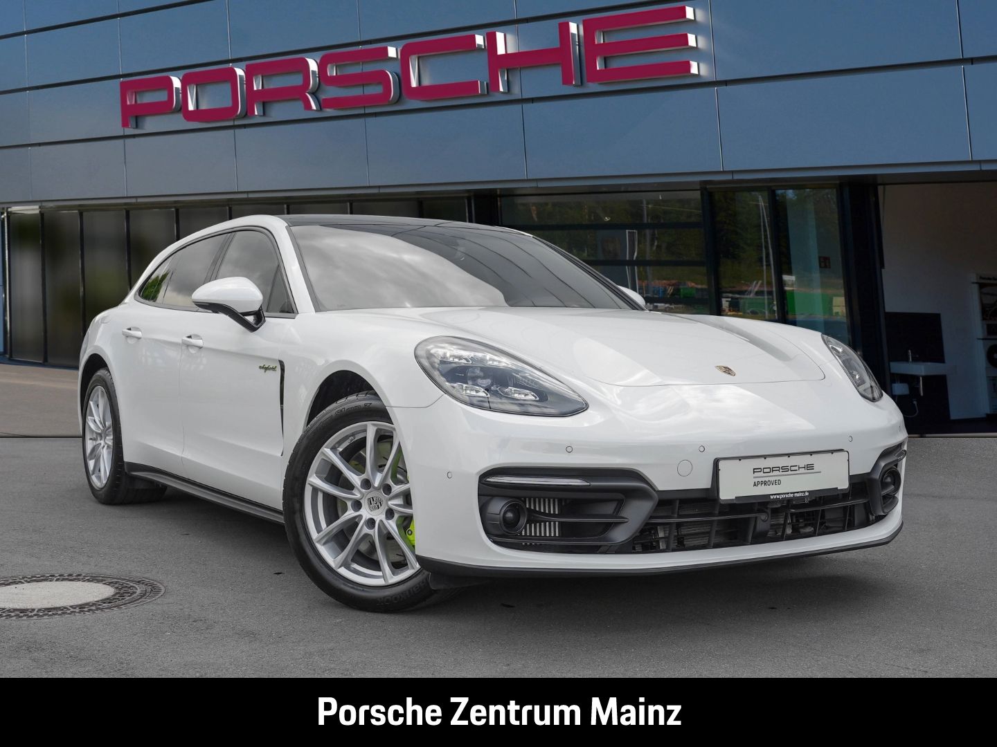 Porsche Panamera 4 E-Hybrid Sport Turismo 1.600km!