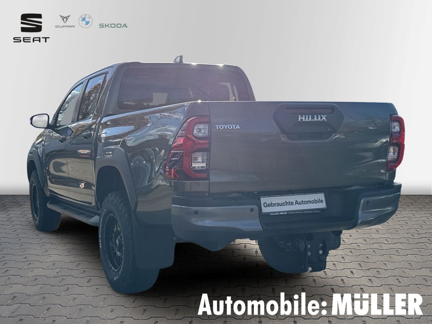 Toyota Hilux 2.8 D-4D Double Cab Invincible 4x4 BFGoodr