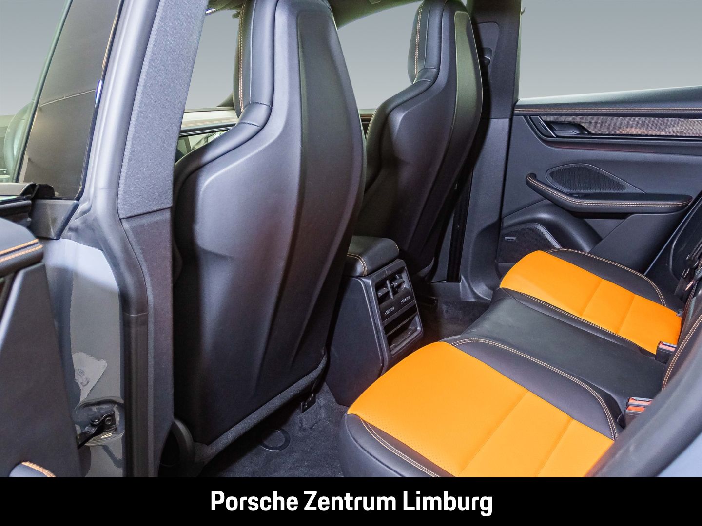 Porsche Macan 4S BOSE Luftfederung Panoramadach LED