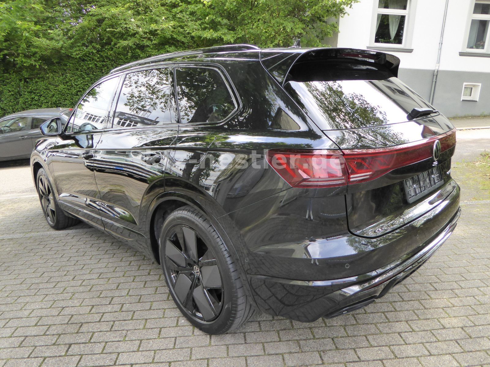 Volkswagen Touareg R eHybrid Pano/21"/AHK/HUD/Dynaudio/ACC