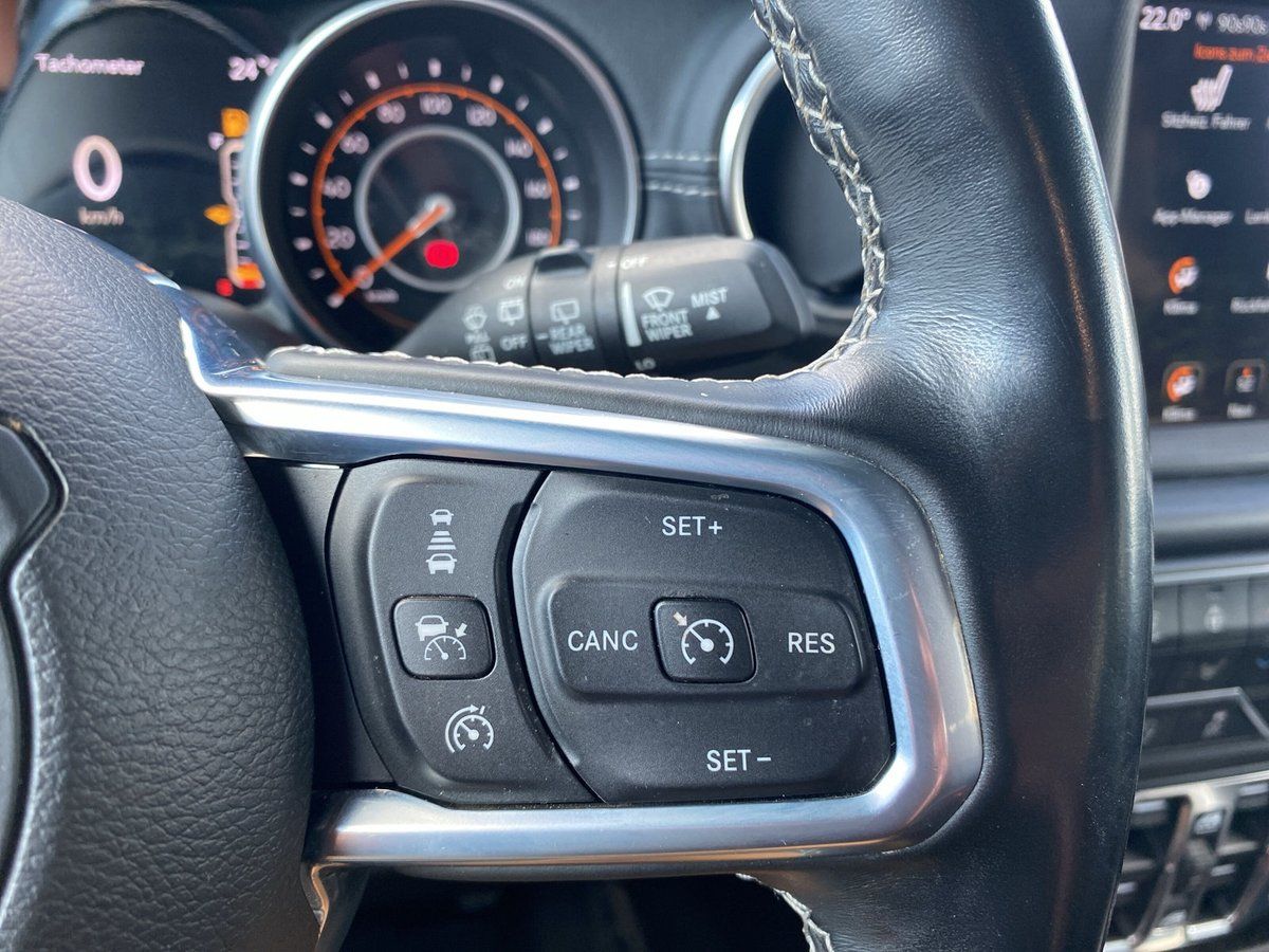 Jeep Wrangler UNLIMITED SAHARA SKY ONE KAMERA+NAVI