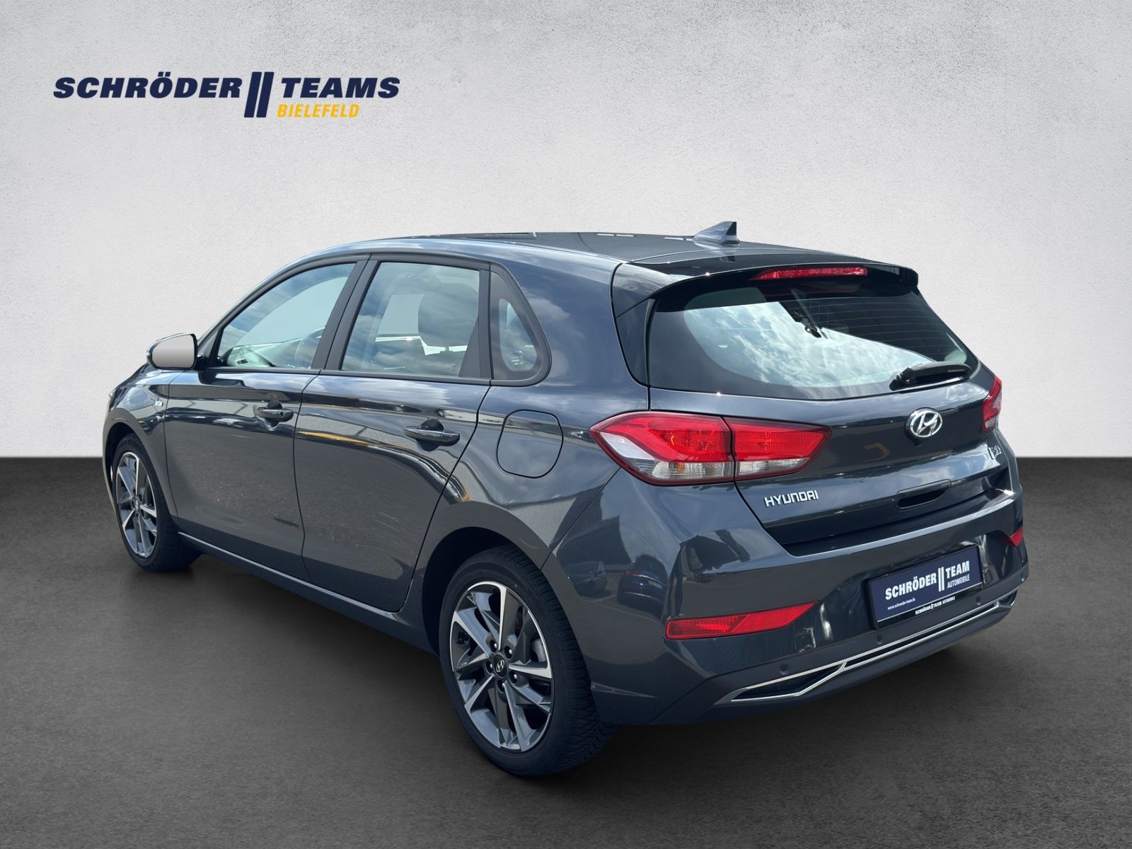 Hyundai i30 1.0 T-GDI DCT Trend - Samsaru's Car Outlet