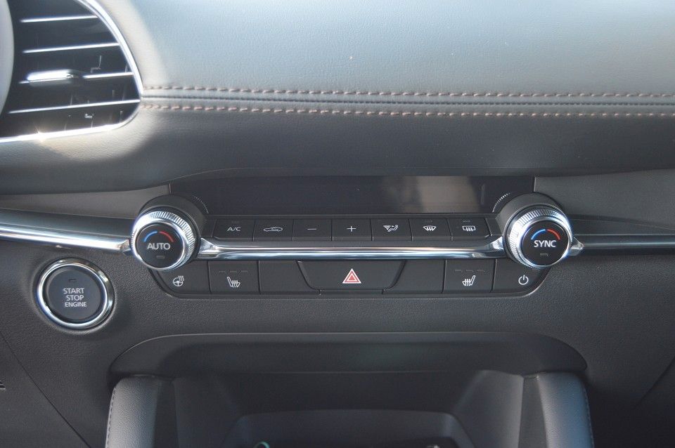 Mazda 3 SKYACTIV-X 186PS 6AG Exclusive-line Navi