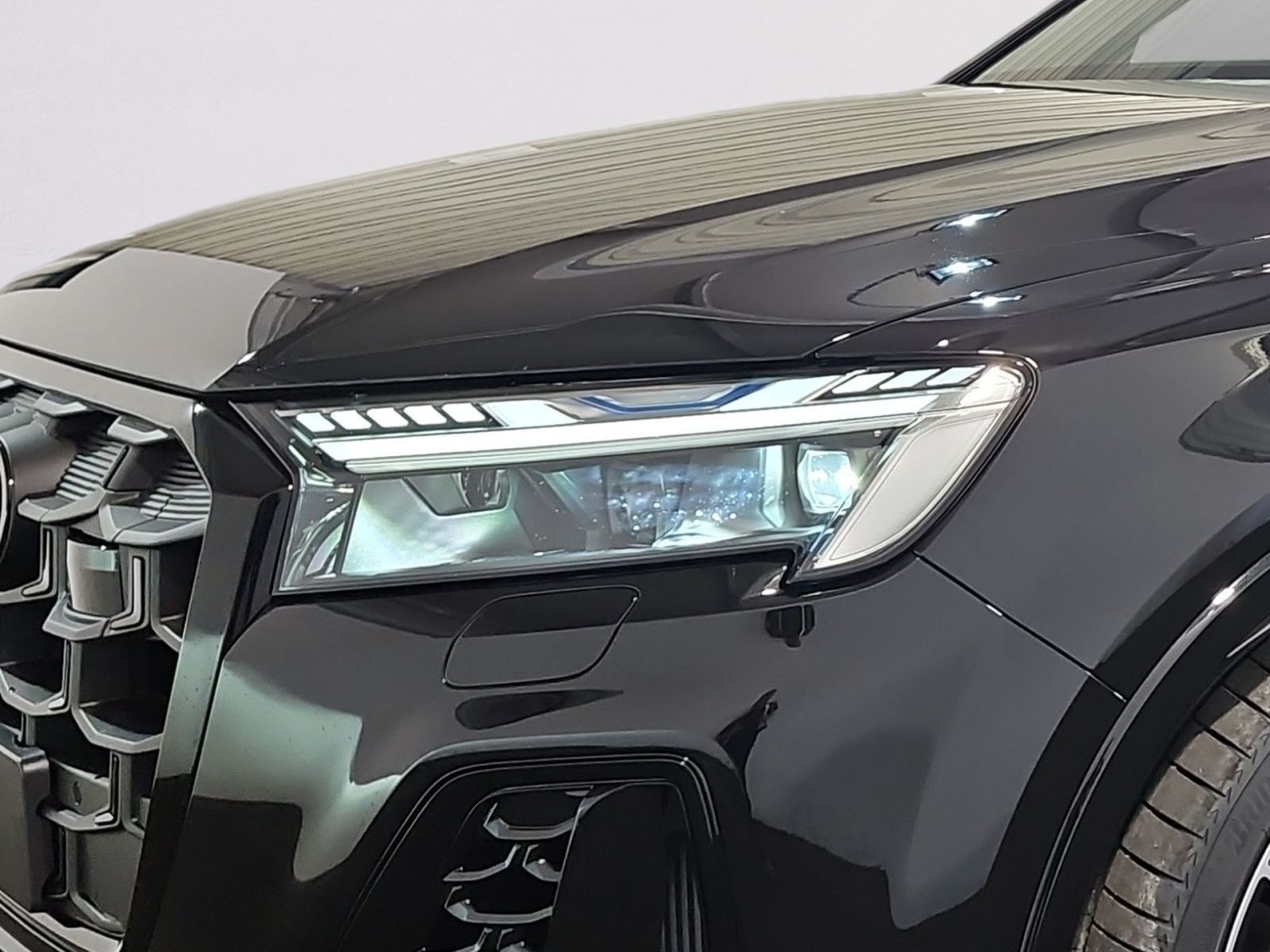 Audi Q7 SUV 60 TFSI e S LINE+MATRIX+AHK+B&O+KAMERA+