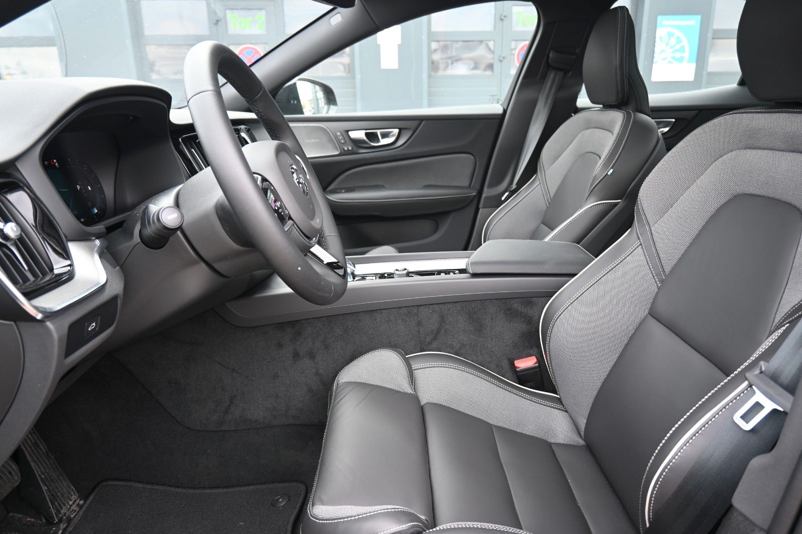 Volvo S60 B4 Benzin Plus Dark'STHZG*360°*PANO*