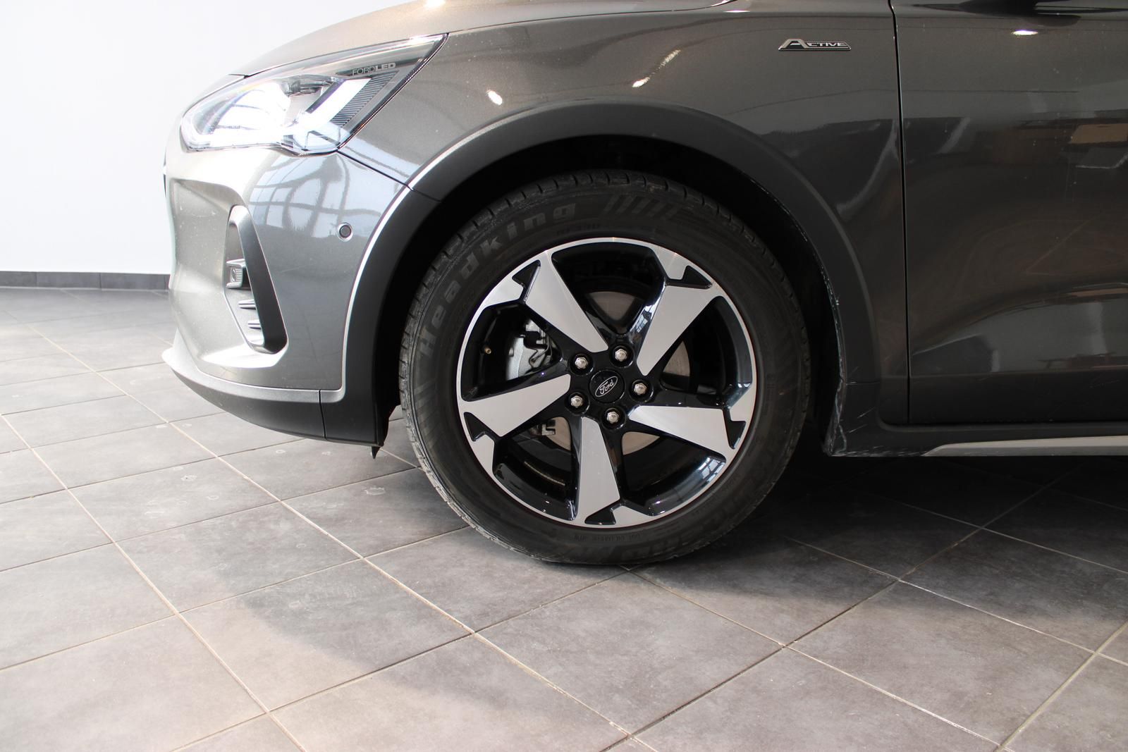 Ford Focus Turnier 1.0 MHEV Active Navi Lenk/SHZ Pano