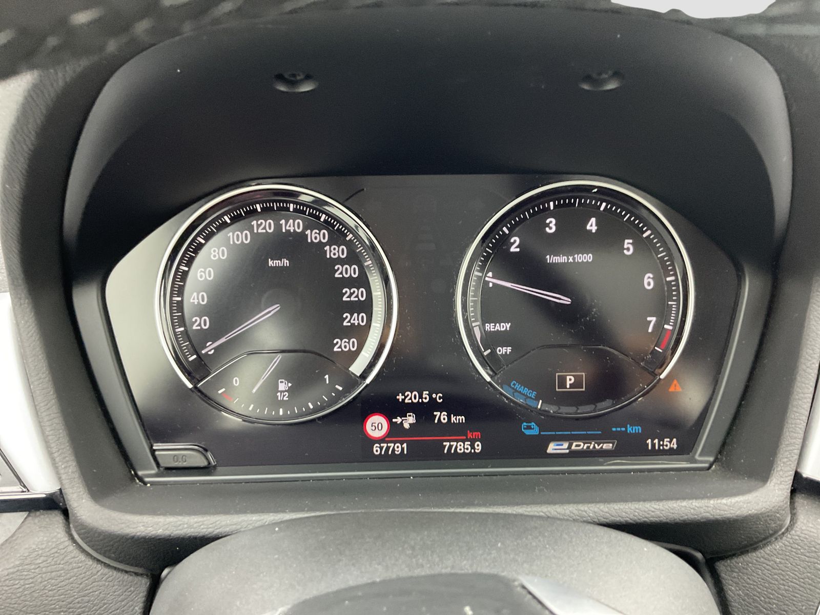 BMW X1 xDrive25e - Samsaru's Car Outlet