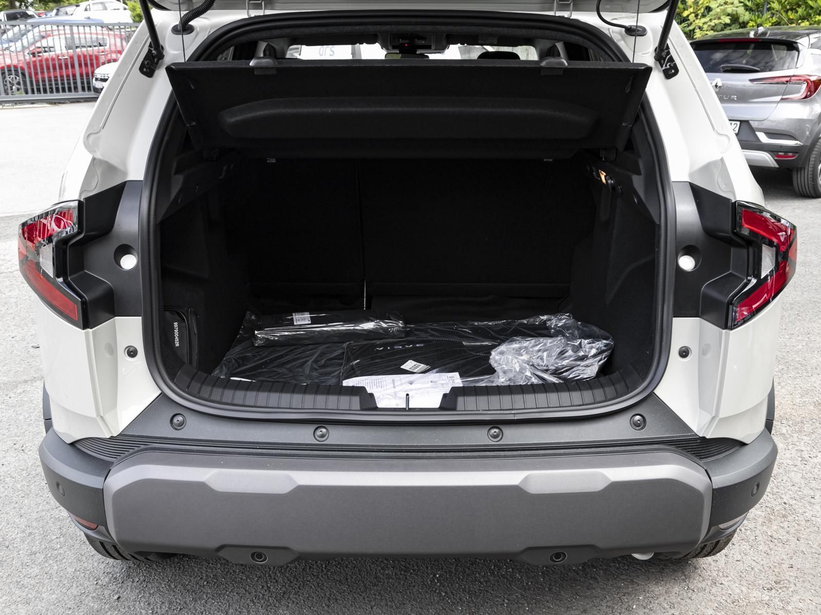 Dacia Duster TCe 130 Mild-Hybrid Extreme - Samsaru's Car Outlet