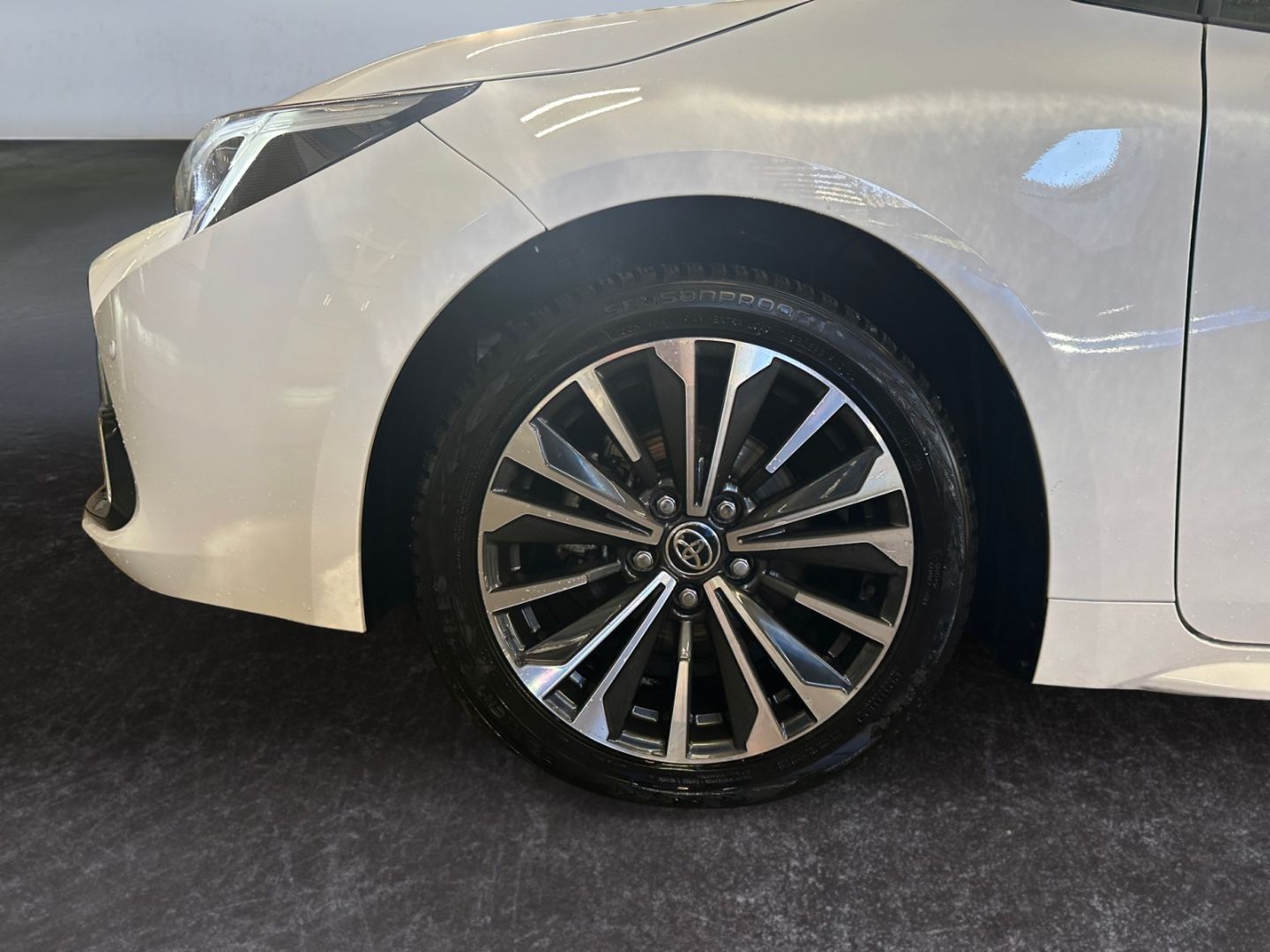 Toyota Corolla 1.8 Hybrid TS Team D *Bi-LED*ACC*CAM*SHZ