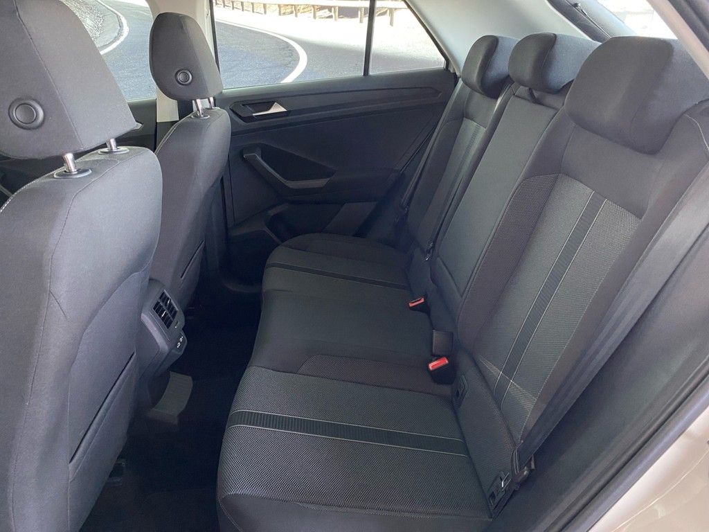 Volkswagen T-Roc 1.0 TSI Life - Samsaru's Car Outlet