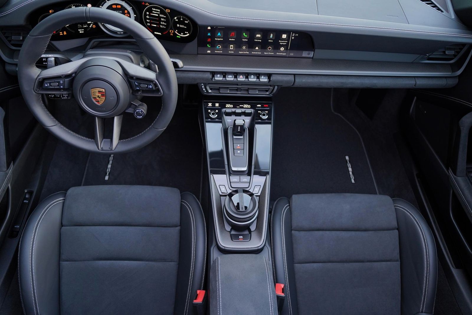 Porsche 992 4 GTS Targa Inno HAL Lift Bose Matrix 360...