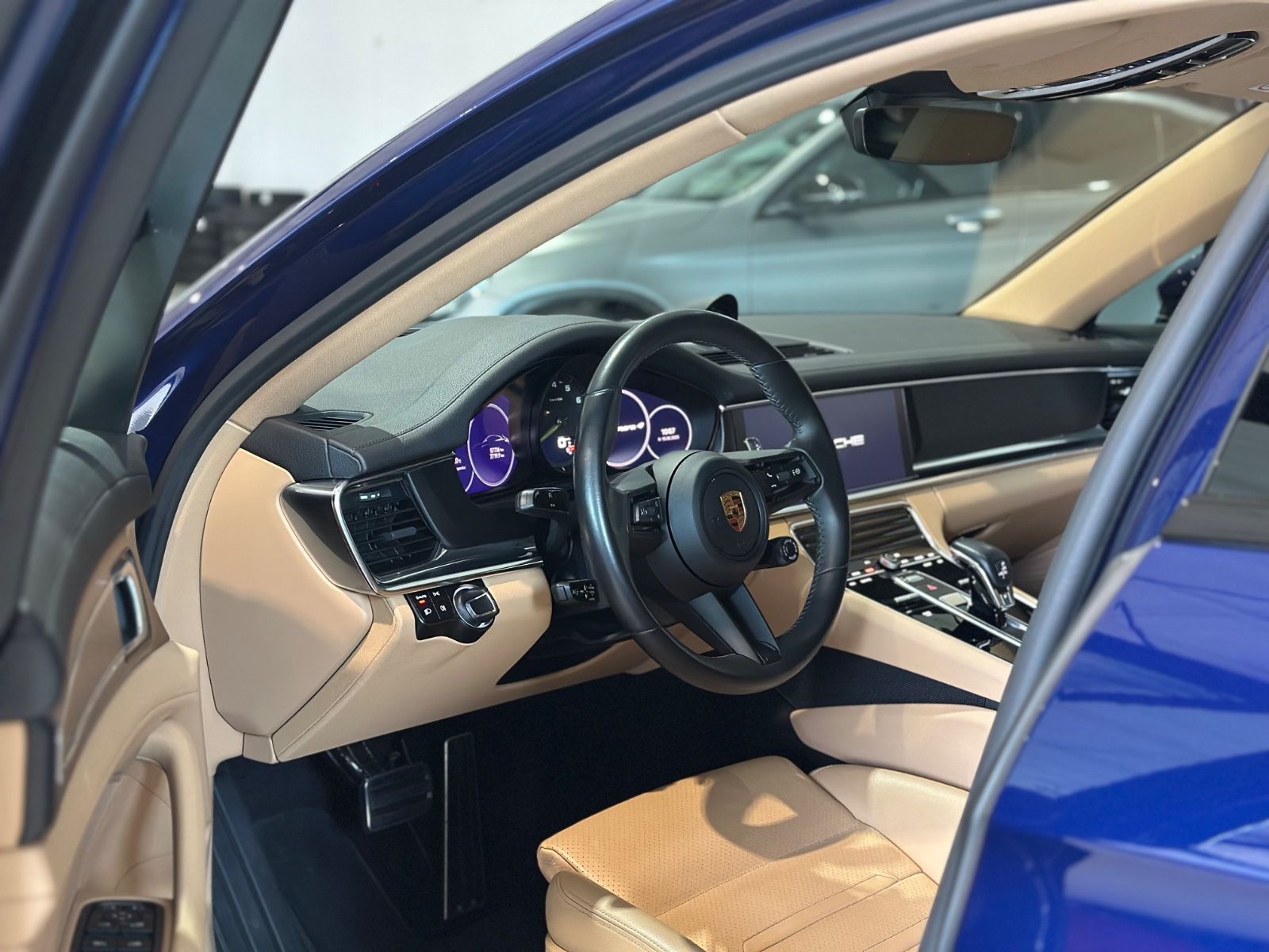 Porsche Panamera Sport Turismo 4 E-Hybrid Plat. Edition