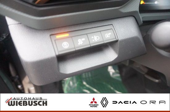 Dacia Duster TCe 130 4x4 Extreme - Samsaru's Car Outlet